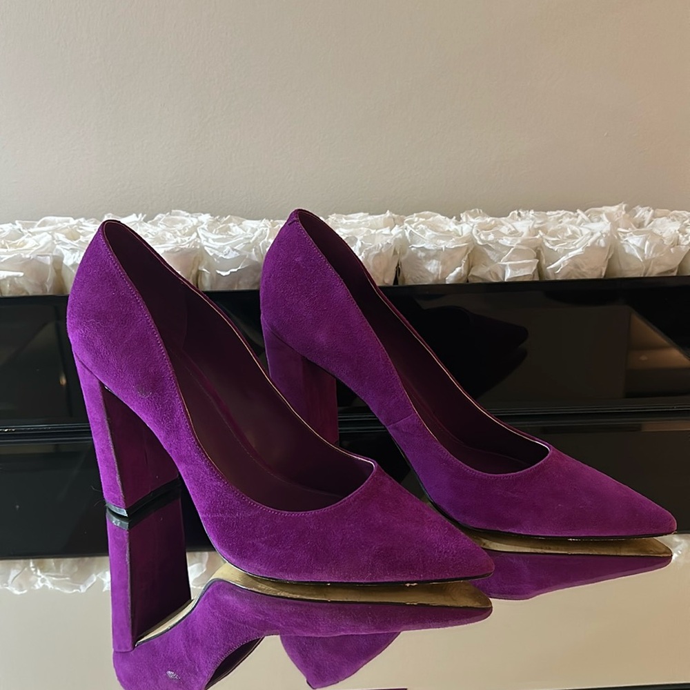 Marc Fisher Zala Pumps!